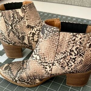 Maurices Snakeskin Pattern Ankle Booties